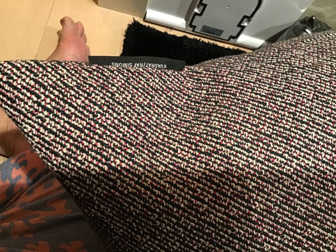 極美品KVADRAT/RAF SIMONS クヴァドラ/ラフシモンズ　クッション