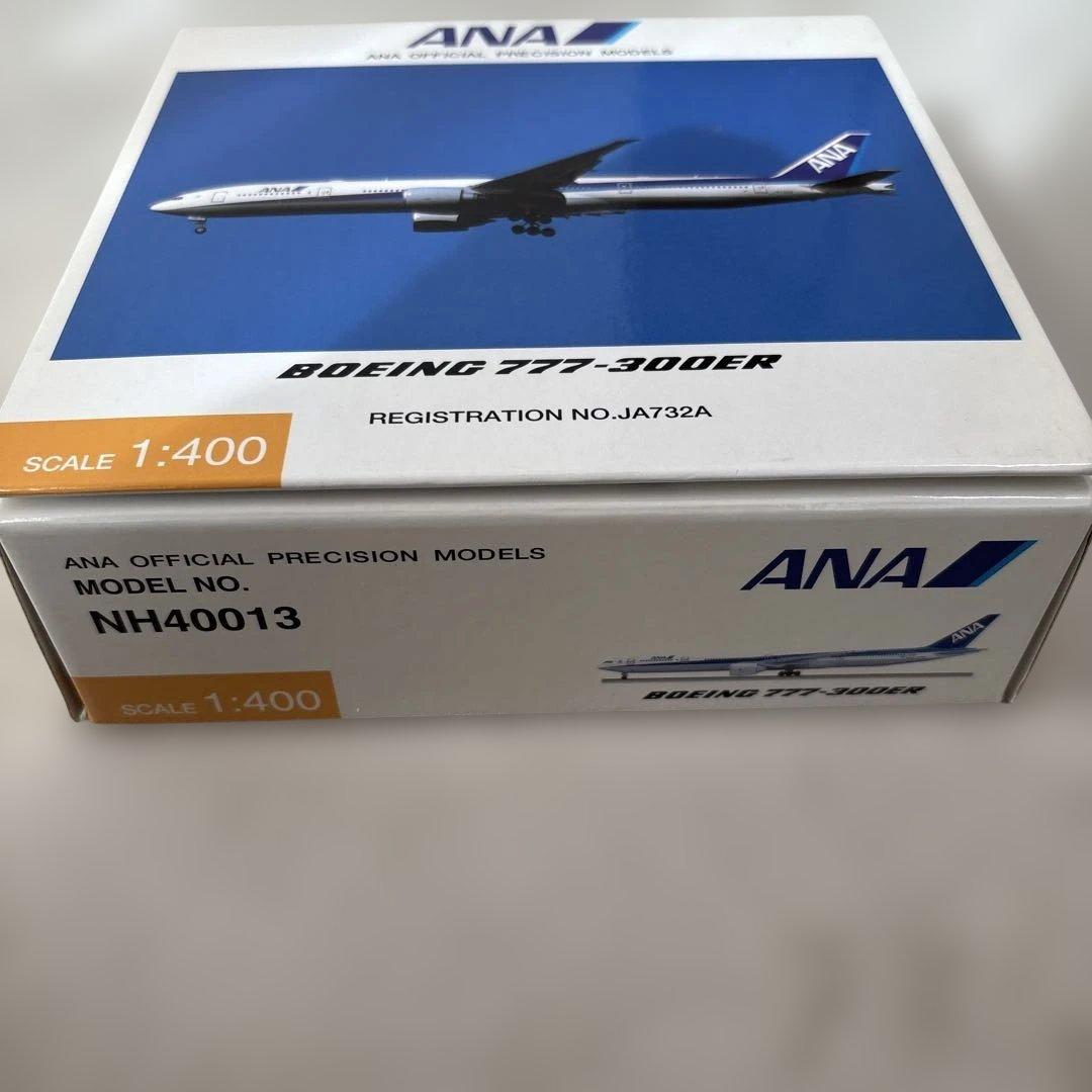 ANA Boeing 777-300ER モデル 1:400
