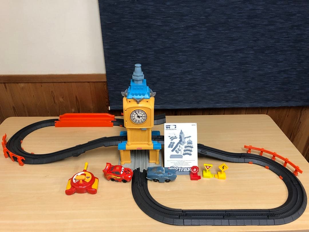 ミニカー Disney Pixar Cars Big Bentley RC set