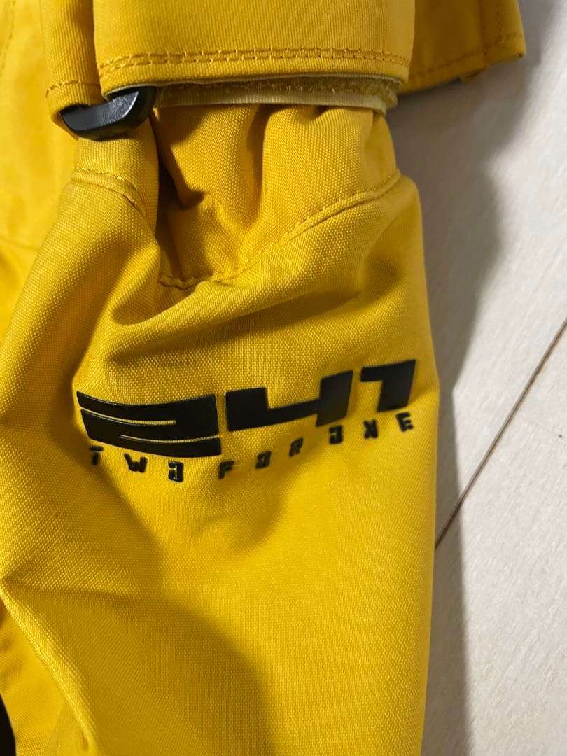 スノーボードパンツ イエロー